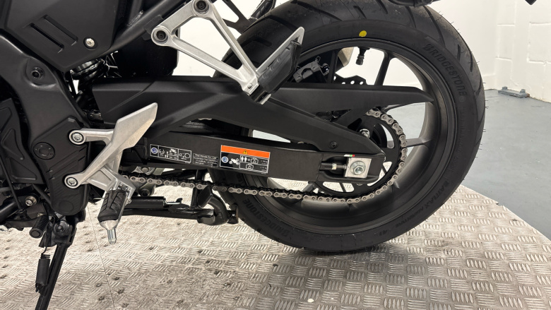 Honda NX500 (24MY)